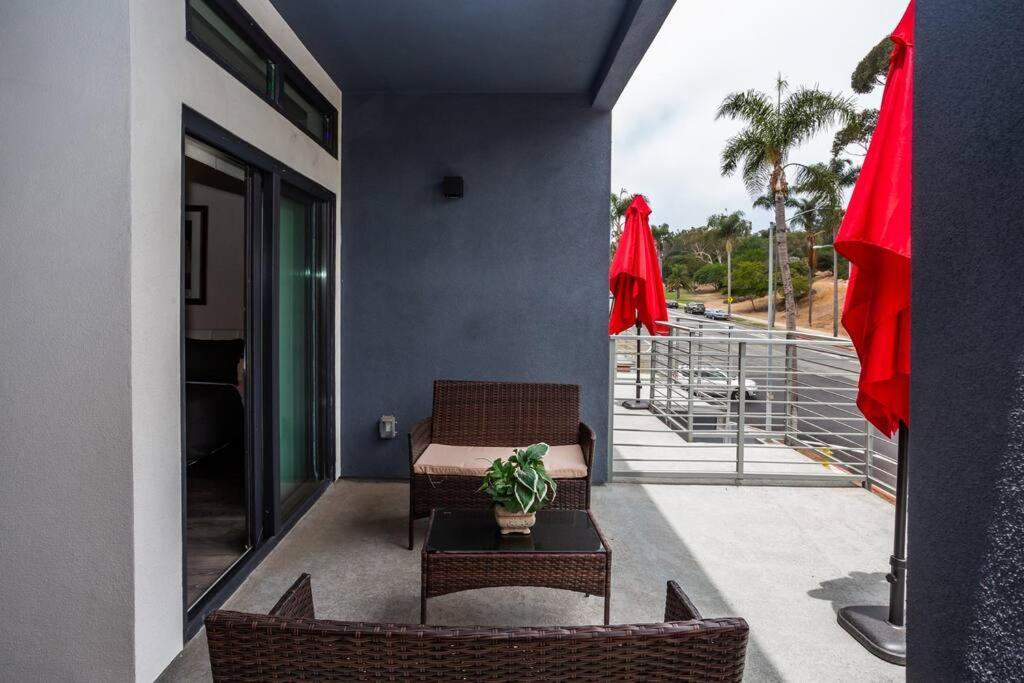 Studio With Large Balcony- San Diego Gateway Hotel Exterior photo