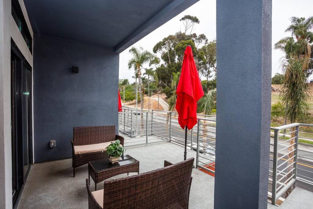 Studio With Large Balcony- San Diego Gateway Hotel Exterior photo